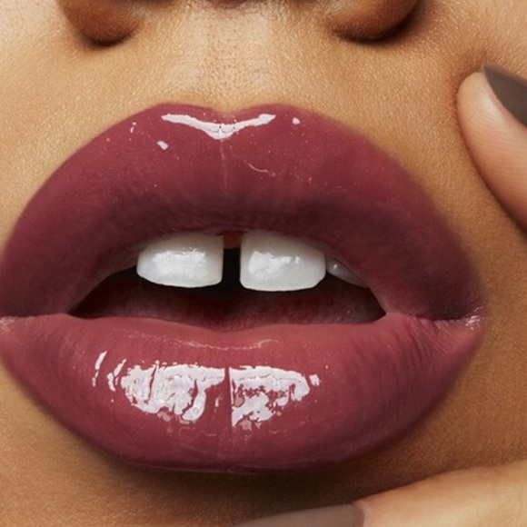 MAC Patent Paint Lip Lacquer - Picture 5 of 7